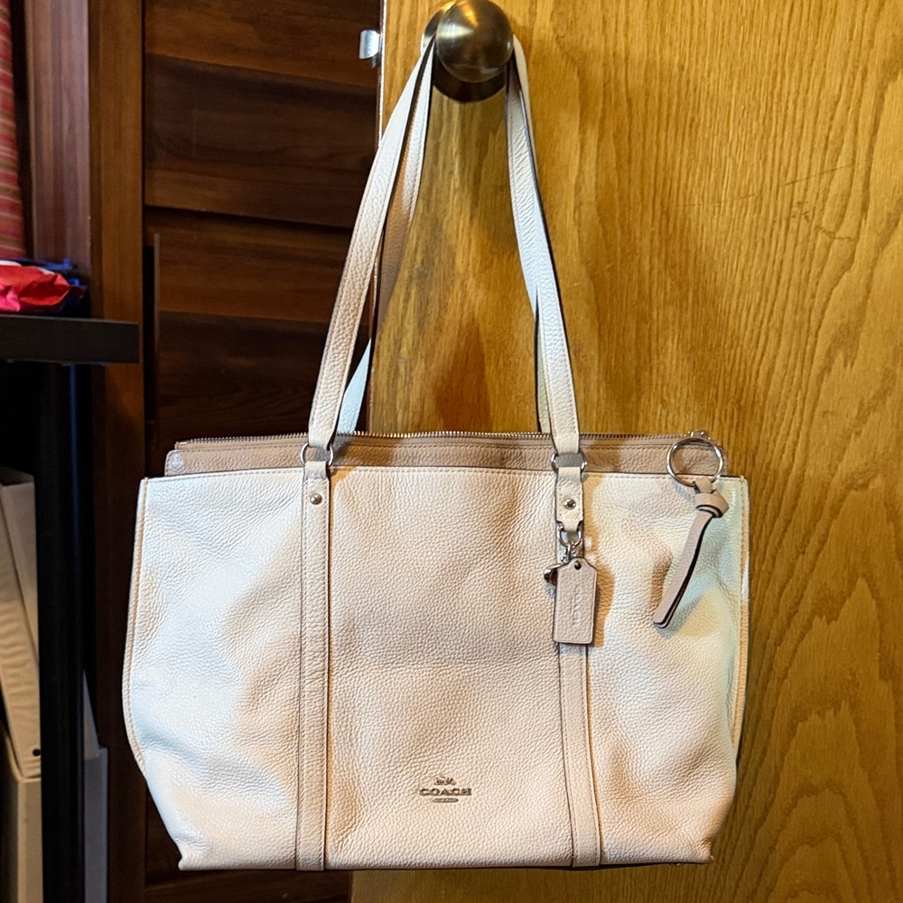 Coach May Off-White Leather Tote